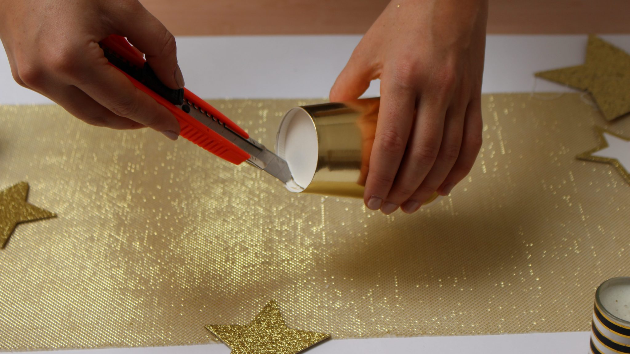 DIY : Comment fabriquer un canon à confettis ? - Blog Jour de Fête
