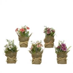 Bouquet de fleurs artificielles dans pot en jute - 17 cm - Couleur au choix | jourdefete.com
