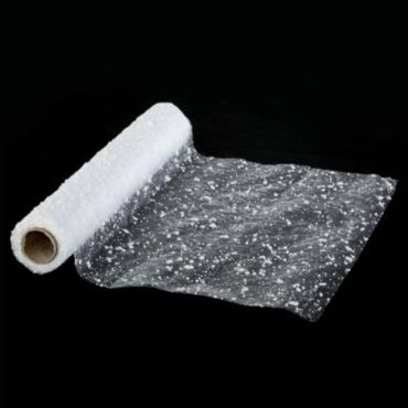 Chemin de Table en Organza avec Neige Floquée | jourdefete.com Chemin de Table en Organza avec Neige Floquée | jourdefete.com