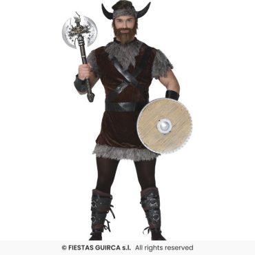 Déguisement de viking pour homme avec tunique marron et fausse fourrure grise, casque à cornes, bouclier rond et hache factice, vue de face.