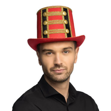 Homme portant un chapeau haut-de-forme de directeur de cirque rouge et or avec boutons décoratifs | jourdefete.com