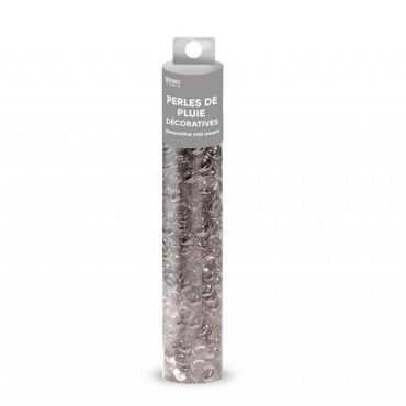 Perles de pluie décoratives 65g de couleur argent brillant disposées sur un chemin de table festif | jourdefete.com Perles de pluie décoratives 65g de couleur argent brillant disposées sur un chemin de table festif | jourdefete.com