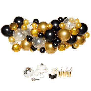 Guirlande de 66 ballons noir, or et transparent pour décoration de fête élégante | jourdefete.com Guirlande de 66 ballons noir, or et transparent pour décoration de fête élégante | jourdefete.com