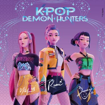 Serviettes anniversaire enfant KPop Demon Hunters violettes et roses 33x33 cm | jourdefete.com