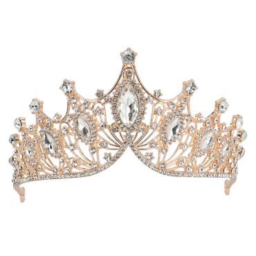 Diadème de princesse doré orné de strass brillants sur les cheveux | jourdefete.com