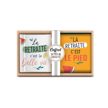 Coffret cadeau mug chaussettes pour retraité packaging | jourdefete.com