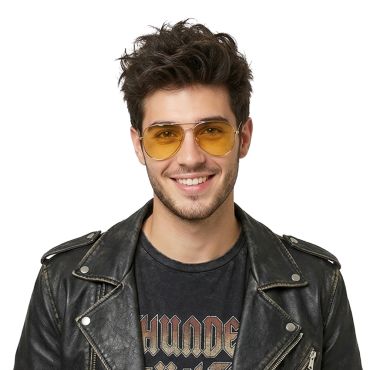 Portrait souriant d'un homme en blouson de cuir portant des lunettes de rockeur vintage à monture dorée fine et verres oranges transparents | jourdefete.com