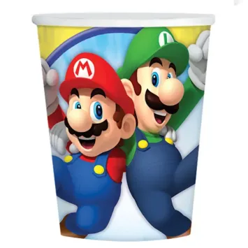 Un lot de 8 gobelets pour une fête d'anniversaire Mario