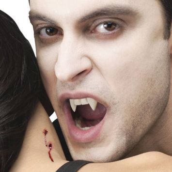 Dents de vampire
