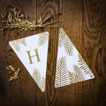 5 Fanions Blancs et Paillettes Or " H " - Fougère