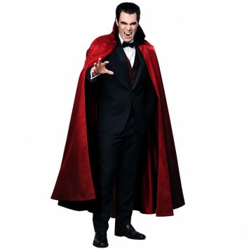 Homme portant un costume de vampire élégant avec une longue cape réversible rouge et noire pour Halloween | jourdefete.com