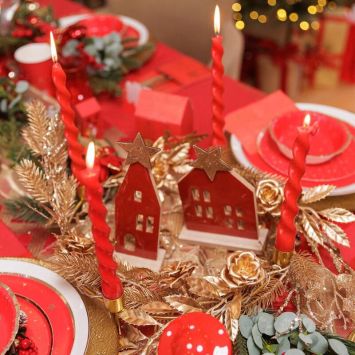 Décoration à poser de Noël - Maison rouge avec étoile en bois laqué sur socle - 7 x 21 x 4 cm - Collection Luxury Christmas