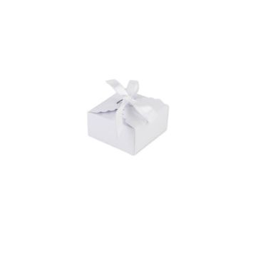 boites-festonnes-blanches-dragees | jourdefete.com