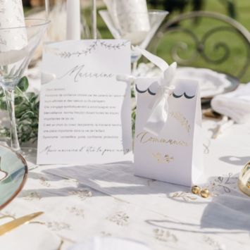 10 sachets en papier "Communion" FSC® - 7,5 x 12,5 x 4,4 cm - Collection Communion Blanc et Or