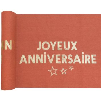 Un magnifique chemin de table de couleur terracotta à dérouler sur votre table | jourdefete.com