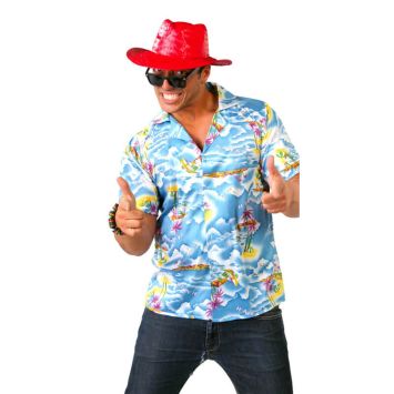 Chemise à manches courtes bleue avec des motifs hawaïen, des plages, des îles, des vagues porté par un homme festif.