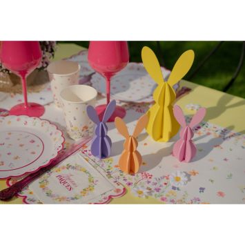 Décoration à poser de Pâques - Lapin en bois - 6 x 12 cm - Couleur au choix