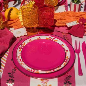 6 assiettes Élégance réutilisables en plastique - Diamètre 19 cm - Couleur au choix