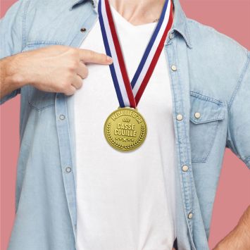 Médaille d'or humoristique - Collection Boys Club - Modèle au choix