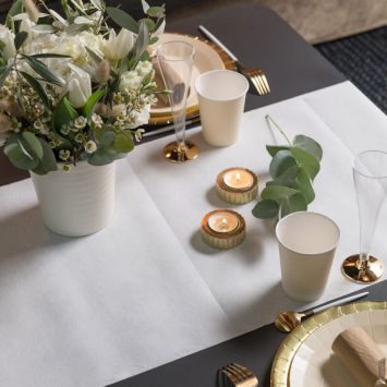 Chemin de table Diamant Rainbow 3 en 1 prédécoupé en airlaid FSC® - 40 cm x 4,8 m - Couleur Blanc