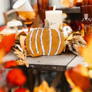 Citrouille d'automne en bois laqué - 14,5 x 13 x 2 cm - Collection Promenade d'Automne