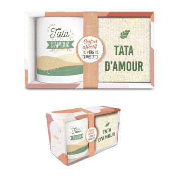Un coffret composé d'un mug et d'une paire de chaussettes pour votre tante | jourdefete.com
