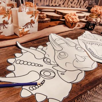 3 Sets de table à colorier - Collection Dinosaure Kraft