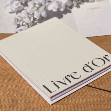 Livre d'or avec couverture en tissu effet lin de 68 pages - 23,5 x 18 cm