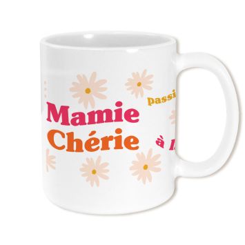 Mug "Mamie Chérie" blanc avec fleurs et texte coloré | jourdefete.com