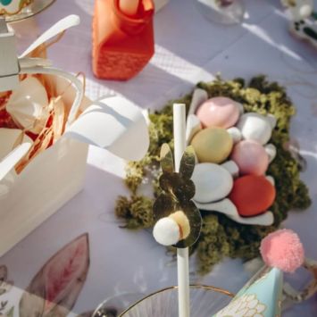 8 Pailles Lapin à pompons blanches et or - 19,5 cm