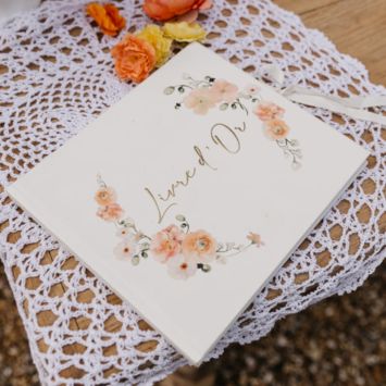 Livre d'or de 68 pages FSC® - 22 x 19 cm - Collection Peachy