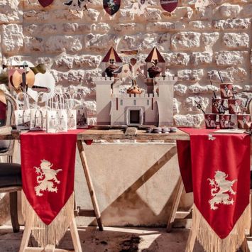 Chemin de table - Collection Chevalier Bordeaux