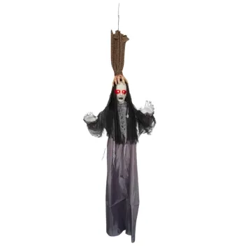 Une terrifiante poupée d'Halloween suspendue par main | jourdefete.com