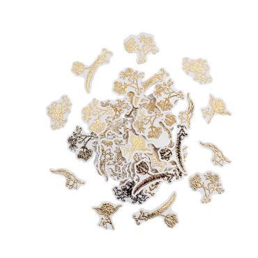 De splendides confettis blancs au design doré à disperser avec la collection Vintage | jourdefete.com De splendides confettis blancs au design doré à disperser avec la collection Vintage | jourdefete.com