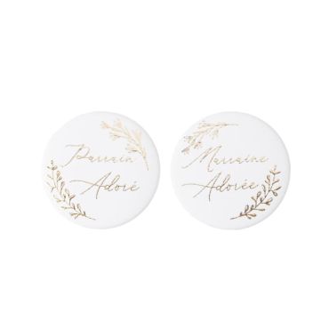 De magnifiques badges à offrir au parrain et à la marraine de votre enfant lors de la première communion de ce dernier | jourdefete.com De magnifiques badges à offrir au parrain et à la marraine de votre enfant lors de la première communion de ce dernier | jourdefete.com