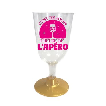 Verre à pied réutilisable avec texte "C'est toujours l'heure de l'apéro" rose | jourdefete.com Verre à pied réutilisable avec texte "C'est toujours l'heure de l'apéro" rose | jourdefete.com