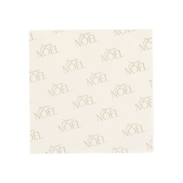 Serviettes en papier crème motif lettrage Joyeux Noël or collection Noël au Chalet 33x33cm | jourdefete.com Serviettes en papier crème motif lettrage Joyeux Noël or collection Noël au Chalet 33x33cm | jourdefete.com