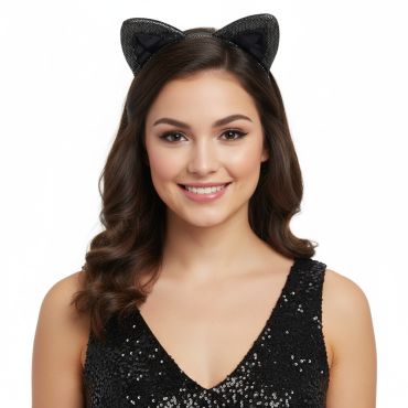 Femme portant un serre-tête noir avec oreilles de chat pour déguisement | jourdefete.com Femme portant un serre-tête noir avec oreilles de chat pour déguisement | jourdefete.com