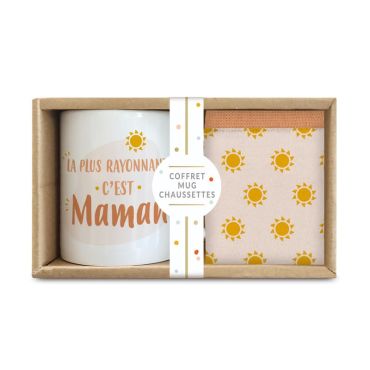 Un coffret composé d'un mug et d'une paire de chaussettes pour votre rayonnante maman | jourdefete.com Un coffret composé d'un mug et d'une paire de chaussettes pour votre rayonnante maman | jourdefete.com