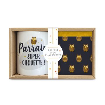 Un coffret composé d'un mug et d'une paire de chaussettes pour votre parrain | jourdefete.com Un coffret composé d'un mug et d'une paire de chaussettes pour votre parrain | jourdefete.com
