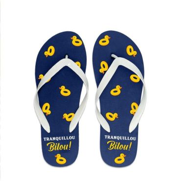 Tongs "Tranquillou Bilou" - Collection Claquettes Chaussettes | jourdefete.com Tongs "Tranquillou Bilou" - Collection Claquettes Chaussettes | jourdefete.com