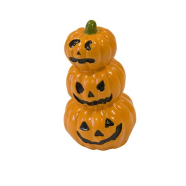 Cette colonne de citrouilles empilées est une parfaite décoration de table pour Halloween | jourdefete.com Cette colonne de citrouilles empilées est une parfaite décoration de table pour Halloween | jourdefete.com