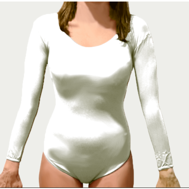 Un body blanc très confortable et extensible du 40 au 44 pour toutes vos tenues de fête grâce à Jour de Fête.