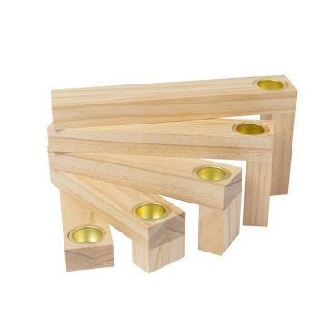 Optez pour cette déco en bois comportant 5 bougeoirs pour la table de votre événement | jourdefete.com Optez pour cette déco en bois comportant 5 bougeoirs pour la table de votre événement | jourdefete.com