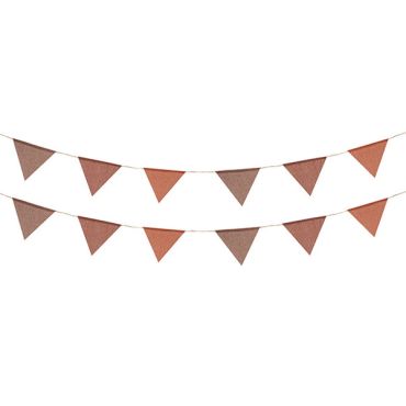 Guirlande en toile terracotta avec 12 fanions pour déco bohème | jourdefete.com