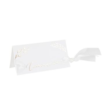 Installez ces marque-places de couleur blanc et or lors de la communion de votre enfant | jourdefete.com