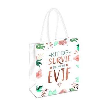 Petite pochette kit de survie de mon EVJF | jourdefete.com Petite pochette kit de survie de mon EVJF | jourdefete.com