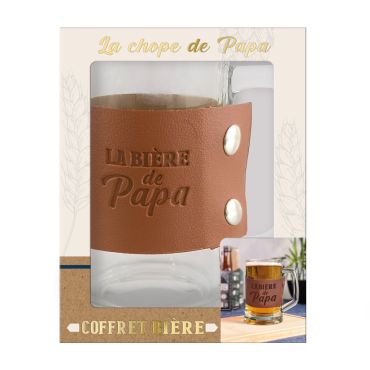Chope à bière avec bandeau cuir "La bière de Papa" pour la fête des pères | jourdefete.com Chope à bière avec bandeau cuir "La bière de Papa" pour la fête des pères | jourdefete.com