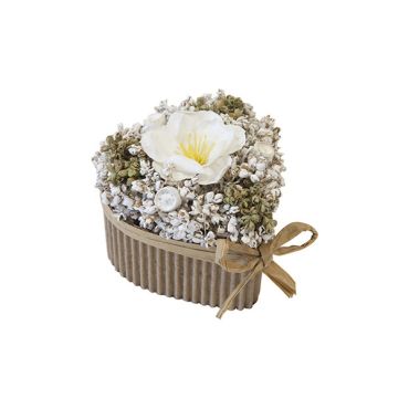 Pot kraft cœur avec graminées et aubépine blanche, déco champêtre | jourdefete.com Pot kraft cœur avec graminées et aubépine blanche, déco champêtre | jourdefete.com