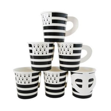 6 tasses à café en carton avec le drapeau breton 6 tasses à café en carton avec le drapeau breton